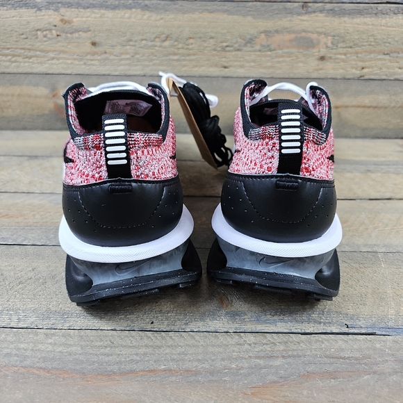 Nike Air Max Flyknit Racer Men's Shoes University Red/Black - Picture 5 of 10